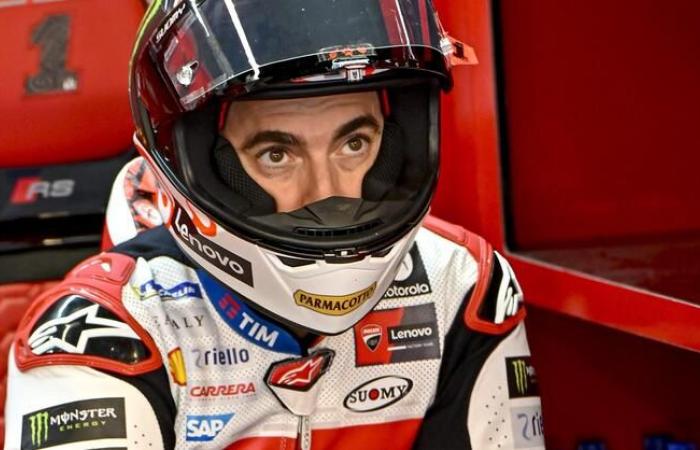 MotoGP, Test Barcellona, ​​Pecco Bagnaia: “con Marc Marquez abbiamo le stesse richieste, il che rende il lavoro più veloce”