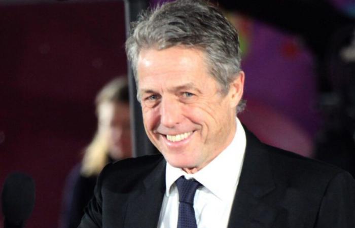 Hugh Grant ammette di essere diventato un padre “troppo vecchio” nella vita