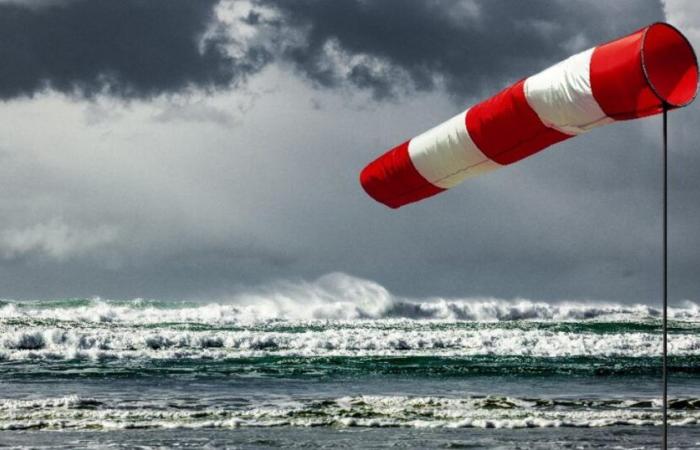 Forte vento al sud questo giovedì: fino a 130 km/h sulla costa dell'Aquitania, allerta ARANCIONE