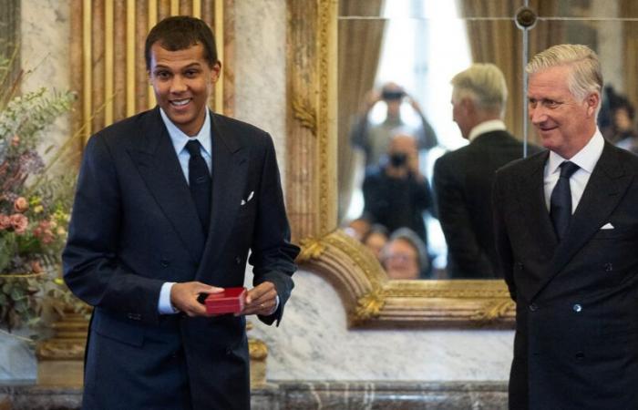 Stromae, orgoglio nazionale del Belgio, decorato dal re Filippo