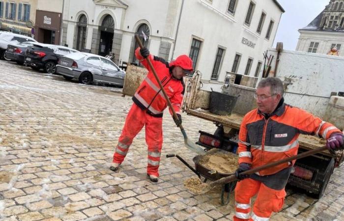 perché a Laval abbiamo messo la sabbia in Place de la Trémoille e non il sale?