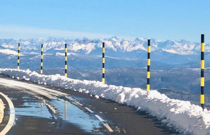 Accesso alla vetta del Mont Ventoux chiuso sui versanti nord e sud