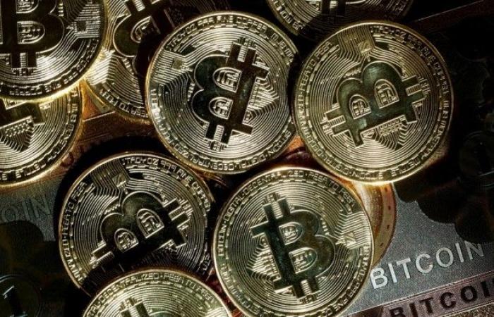 MicroStrategy porta la raccolta fondi a 7 miliardi di dollari per il push in bitcoin