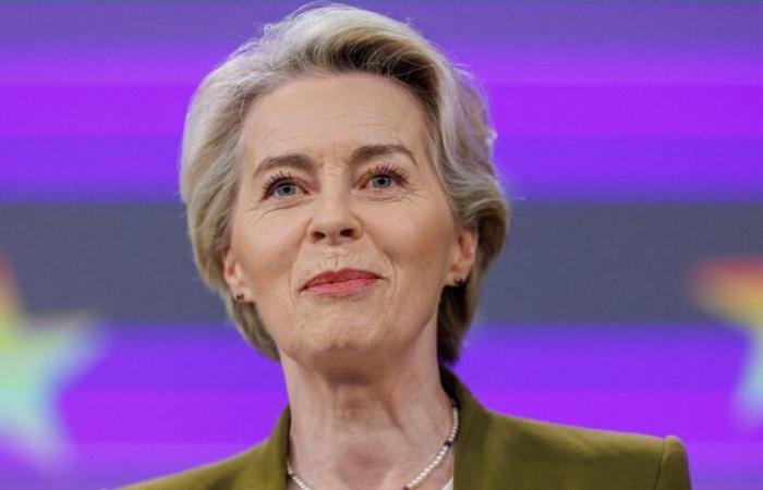 La leader europea von der Leyen presta i primi soccorsi su un volo svizzero