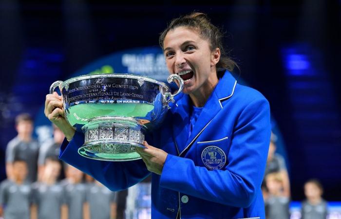 Jasmine Paolini: la stella del tennis italiana incoronata campionessa del mondo pochi mesi dopo aver vinto l'oro olimpico, difficilmente riesce a credere al proprio successo