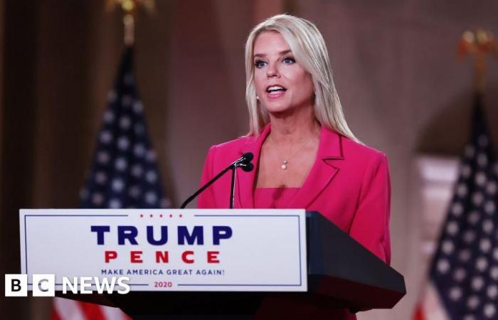 Trump nomina Pam Bondi procuratore generale dopo il ritiro di Gaetz