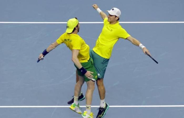 L'Australia domina gli Stati Uniti e raggiunge le semifinali di Coppa Davis