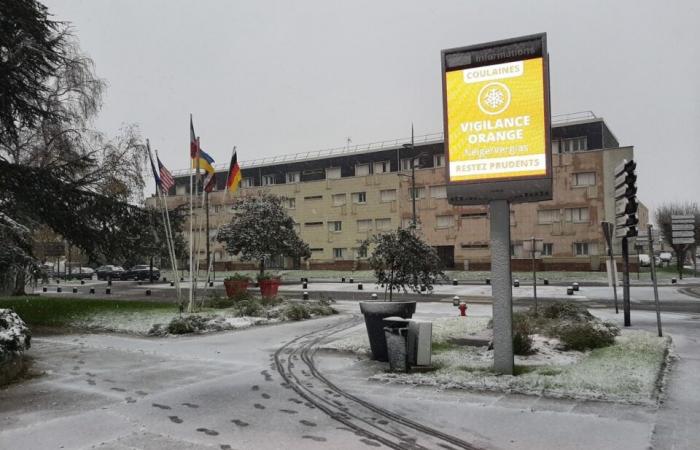 camion bloccati e traffico difficile sulle strade