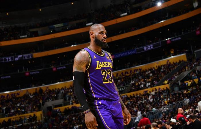 LeBron James, superstar dell’NBA, lascia i social media