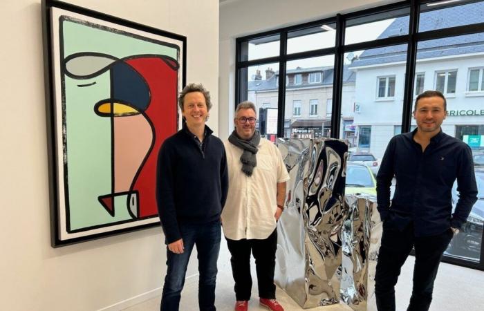 La Galleria Outsiders si trasferisce a Pacy-sur-Eure