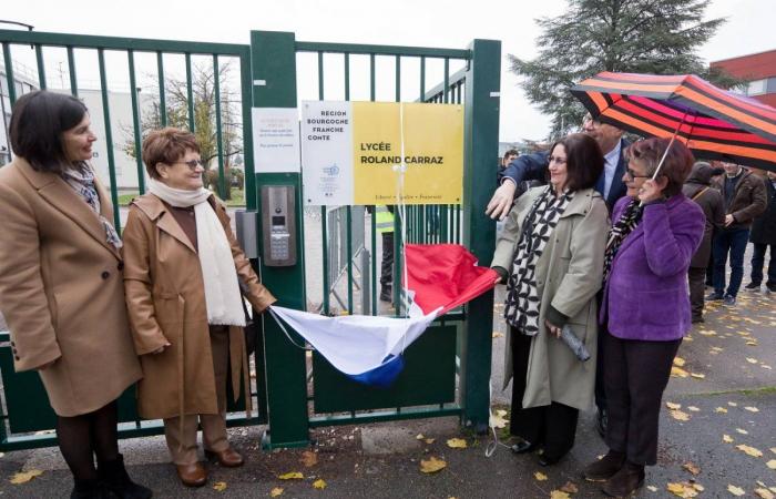 CHENÔVE: Il liceo professionale prende il nome di Roland Carraz