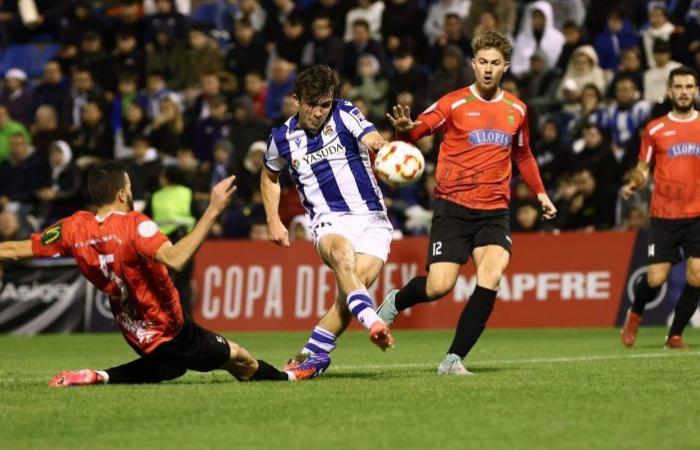 Jove Español 0-5 Real Sociedad: la cava Txuri-Urdin non manca al suo appuntamento