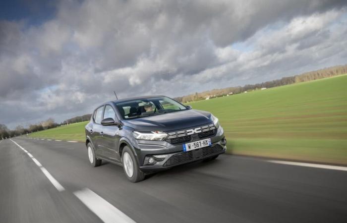 La Dacia Sandero, l’auto più venduta a ottobre in Francia. Chi altro sul podio?