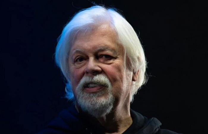 Parigi conferisce la cittadinanza onoraria a Paul Watson