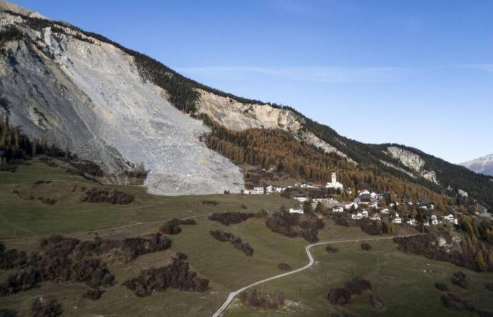 Minacciato dalle frane, il villaggio grigionese di Brienz potrebbe essere completamente spostato