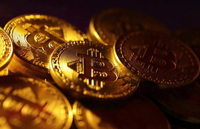 Bitcoin sale al livello record vicino a $ 95.000