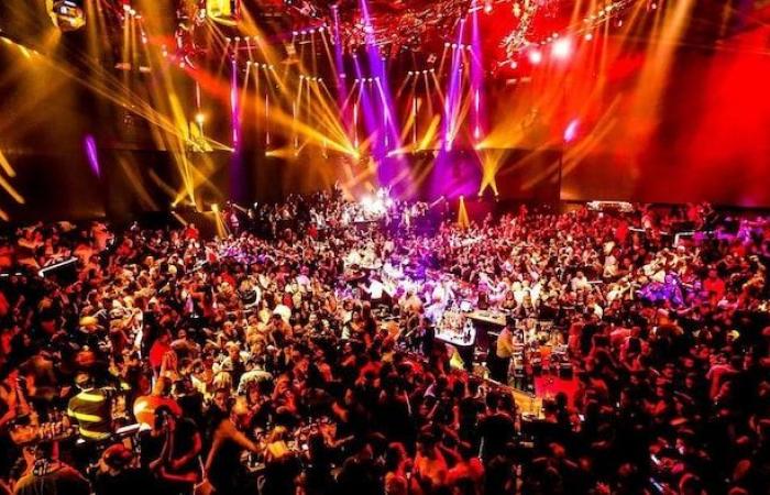 Alia, 10 anni, si è rifugiata nella discoteca più famosa di Beirut | Conflitto in Medio Oriente