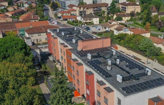 Cahors. Pannelli fotovoltaici presso la residenza autonoma di Les Pins