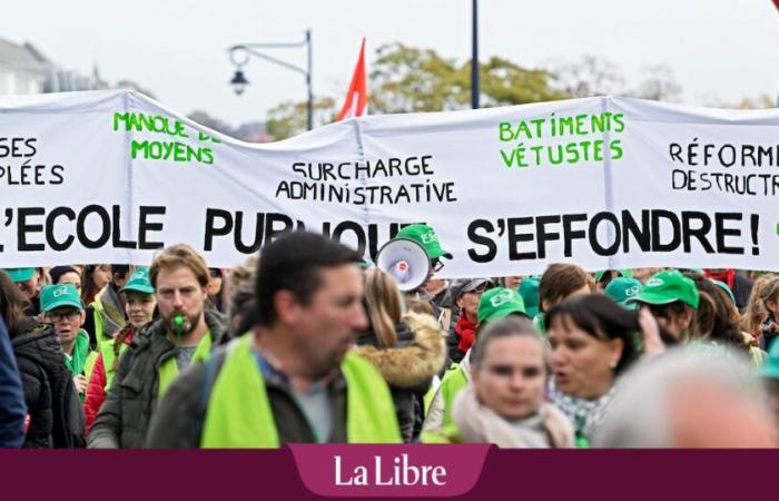 Sciopero degli insegnanti francofoni il 26 novembre: “Non saranno le classi, ma intere scuole a dover chiudere”