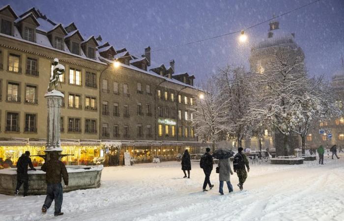 L’arrivo della neve in pianura ha perturbato il traffico nella Svizzera romanda – rts.ch