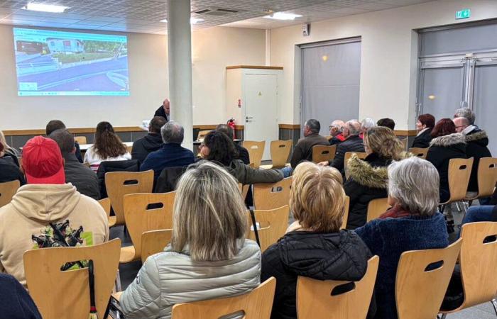 a Montmirail, un incontro pubblico porta alla creazione di un comitato di quartiere