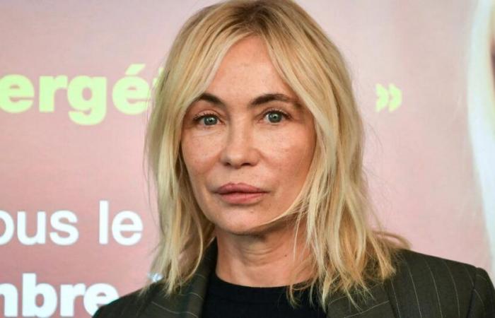 Emmanuelle Béart parla del suo rapporto sereno con l'età