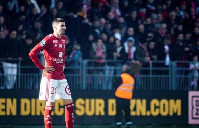 Stadio di Brest. Pierre Lees-Melou esce infortunato a Monaco