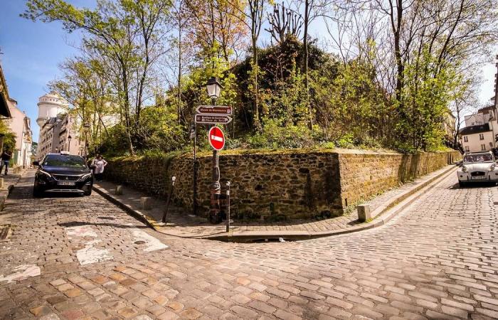 La Butte Montmarte è in costruzione fino all'estate 2025