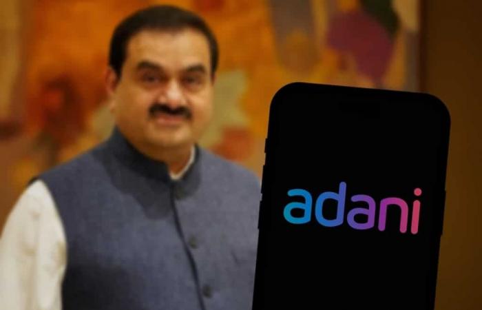 Gautam Adani e il suo impero energetico vengono colti in flagrante