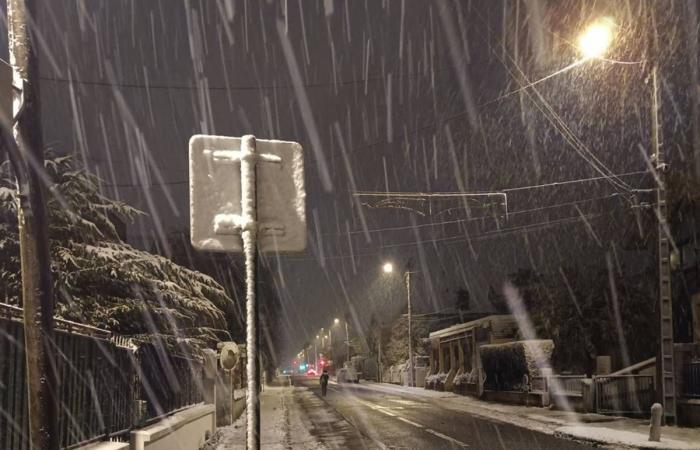 LIVE – Depressione del Caetano: 14.500 clienti ancora senza elettricità nell'Eure-et-Loir, da 2 a 3 cm di neve previsti questa mattina a Yvelines