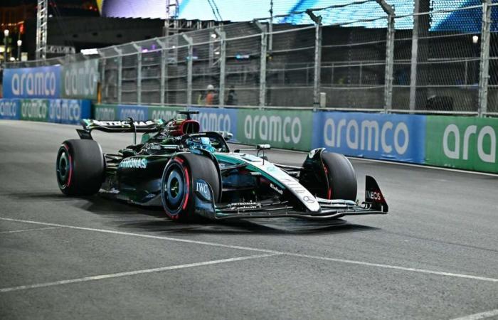 Formula 1: Lewis Hamilton e George Russell dominano anche la 2a sessione di test a Las Vegas