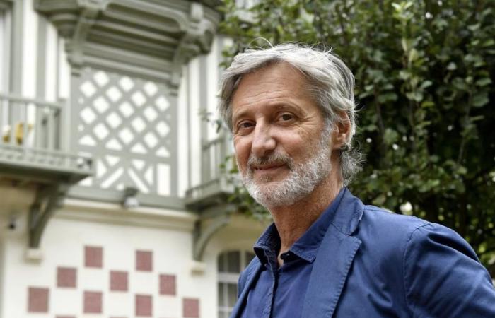 Scopri la casa di Antoine de Caunes in Normandia – Actual Immo