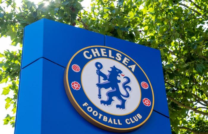 Il Chelsea è pronto a ingaggiare un giocatore “in partenza” – Il direttore rivela approcci, trattative in corso