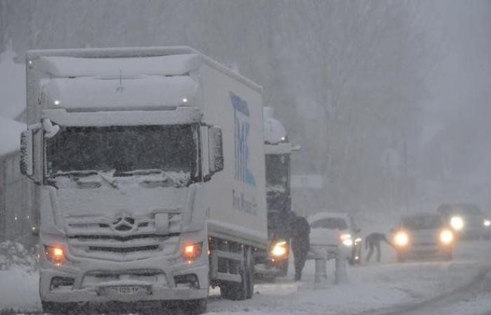 fine vigilanza arancione per neve, 200mila clienti senza energia elettrica