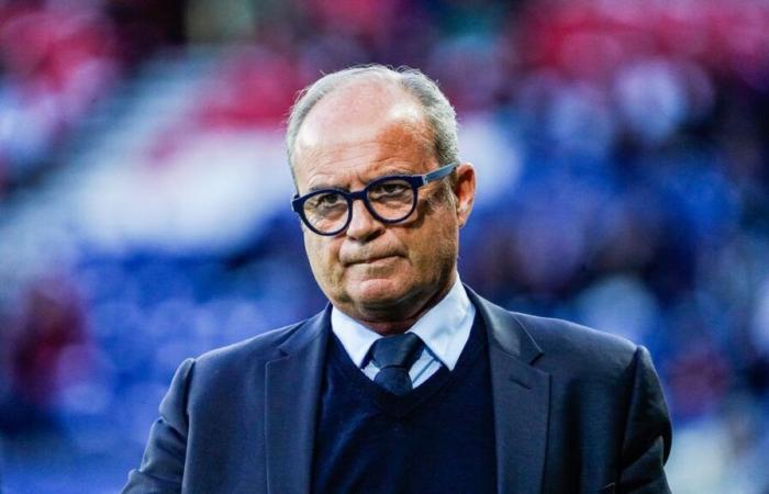 “Un grandissimo attaccante” al PSG, è questa la priorità del mercato?