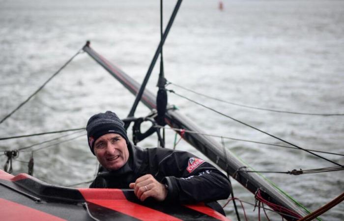 Uno skipper riceve “un duro colpo al ginocchio” durante il Vendée Globe: “Mi preoccupa un po’”