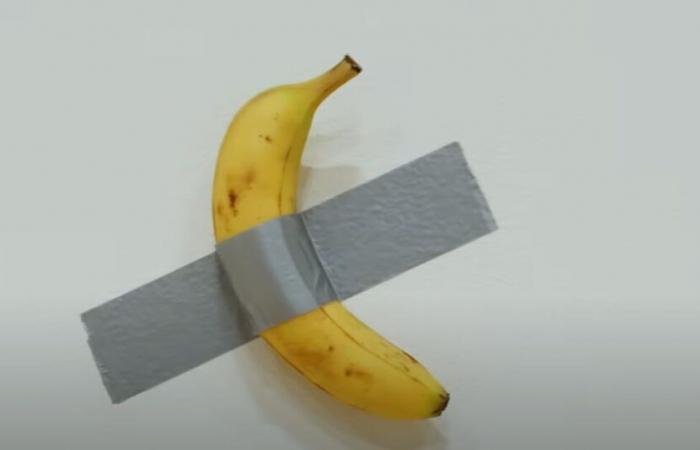 Una banana venduta all'asta a New York per 6,2 milioni di dollari