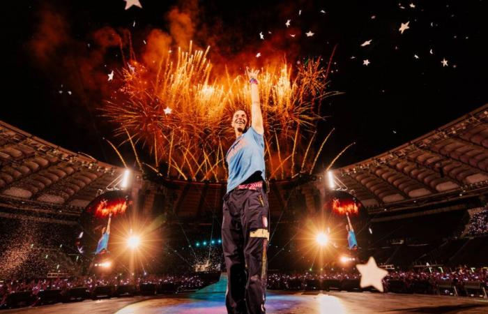 I Coldplay pubblicheranno questa settimana altri “Infinity Tickets” per le date del 2025 nel Regno Unito: cosa sappiamo