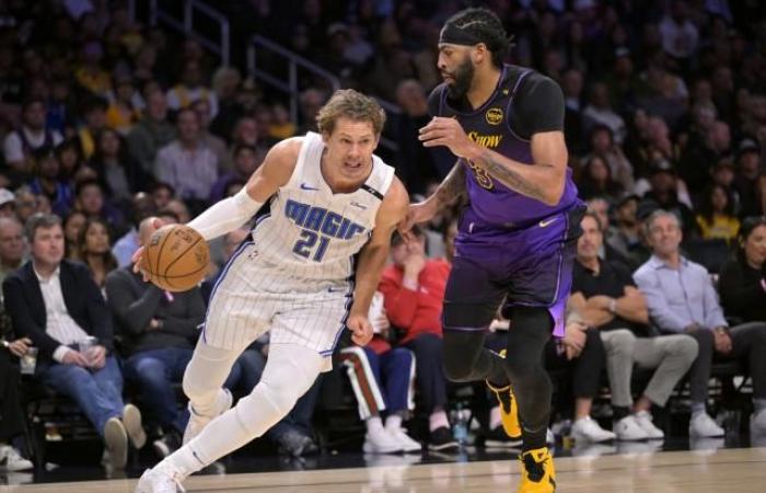 Gli Orlando Magic affrontano i Los Angeles Lakers nella NBA