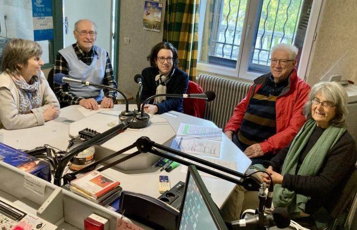 FATTO DELLA SERATA Le radio comunitarie delle Cévennes si rassicurano temporaneamente sul loro budget