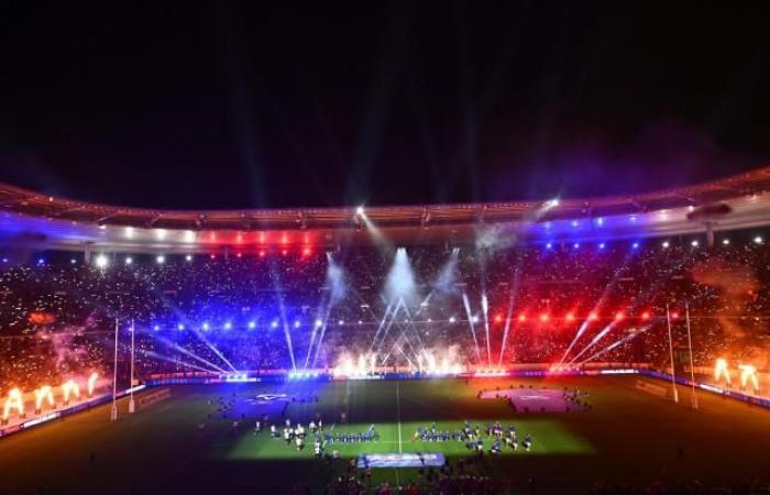 Allo Stade de France lo spettacolo si svolge anche prima della partita