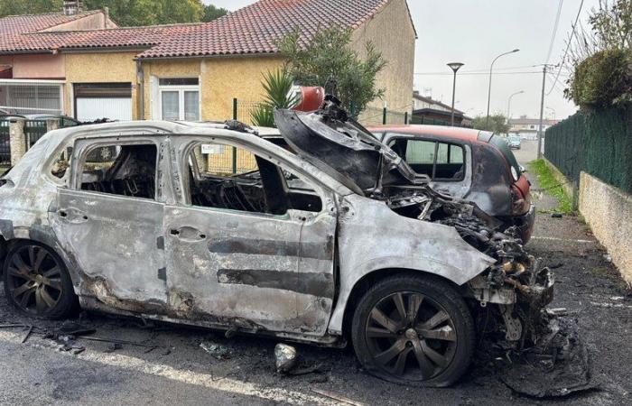 Privati ​​di Internet dopo l'incendio di un'auto nella loro strada ad Auch