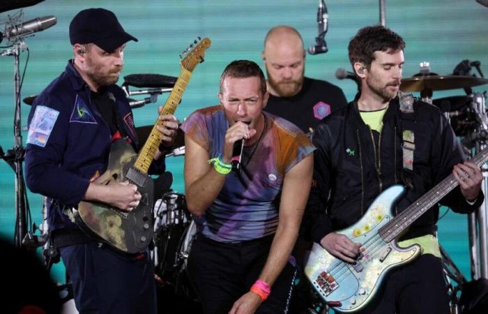 Ultima possibilità per aggiudicarti i biglietti dei Coldplay: i biglietti Infinity saranno in vendita oggi alle 12:00 IST! Ecco come acquistarli a buon mercato