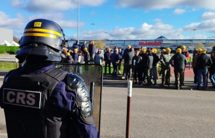 Ultimi punti salienti ad Agen per la fine della mobilitazione degli agricoltori del Lot-et-Garonne