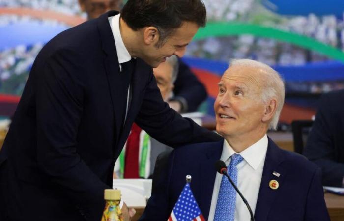 Joe Biden ed Emmanuel Macron hanno discusso degli sforzi per il cessate il fuoco