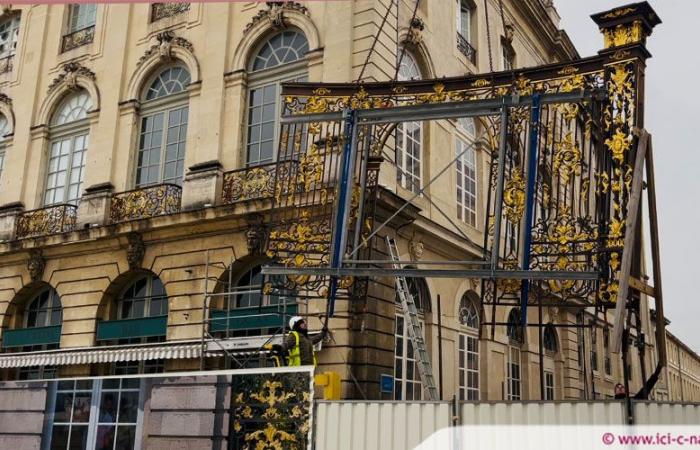 rimossi due cancelli delle “porte d'oro” di Place Stanislas