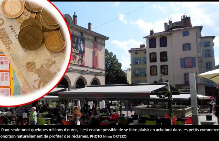 Vince il Lotto e riesce ad acquistare tre oggetti nelle vie dello shopping di Puy-en-Velay