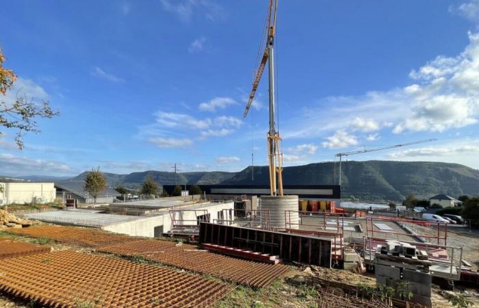 Sulle alture di Mende è in costruzione un nuovo grande edificio, ecco cosa ospiterà