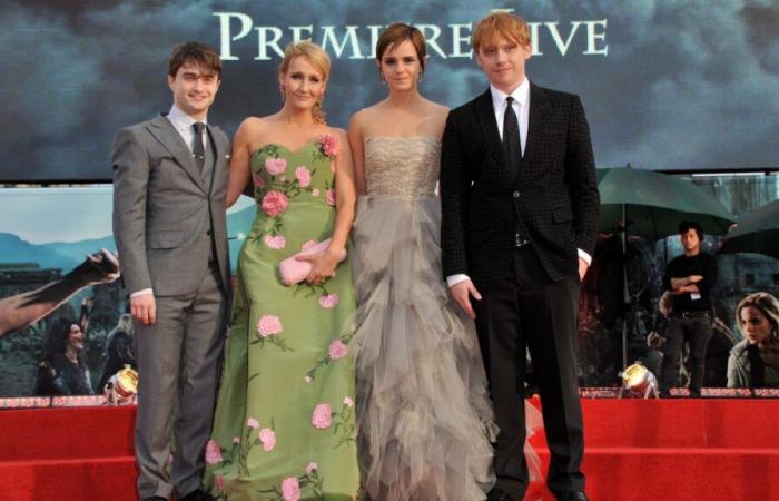 Lo studio di Harry Potter difende JK Rowling dalle opinioni dei trans