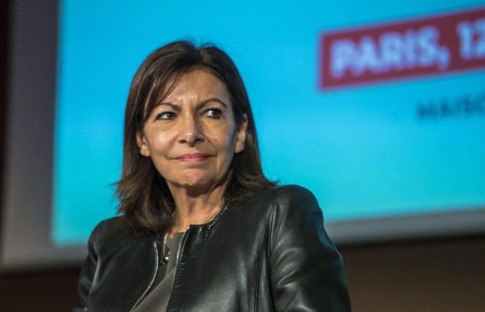 Anne Hidalgo vuole trasformare le scuole superiori di Parigi in alloggi di emergenza, vince Valérie Pécresse